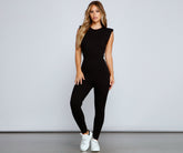 Trendy Moves – Jumpsuit mit gepolsterten Schultern